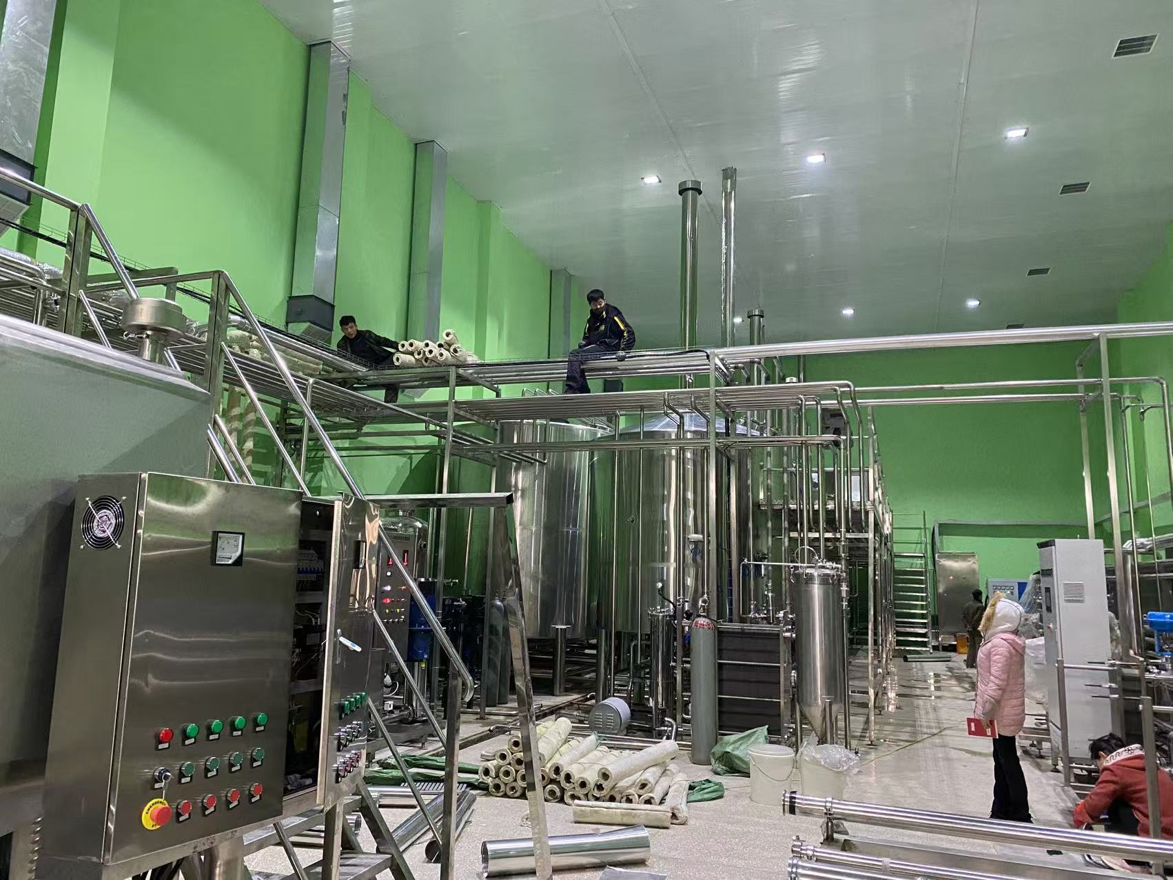 麻城精酿啤酒设备厂—精酿啤酒设备制造:传承工艺与创新科技的交融